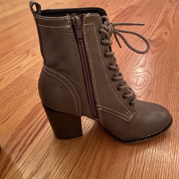Heeled Boots - Picture 2 of 3